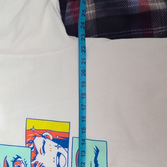 ‼️LAST CALL‼️Anime White Screen Printed Shirt - Picture 5 of 6